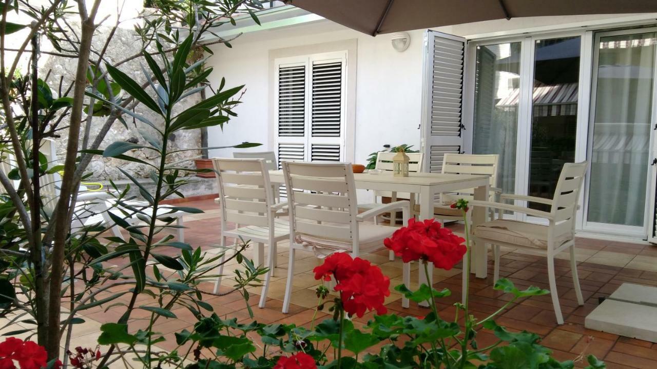 Corte Dei Merli Apartment & Studio Rovinj Exteriör bild